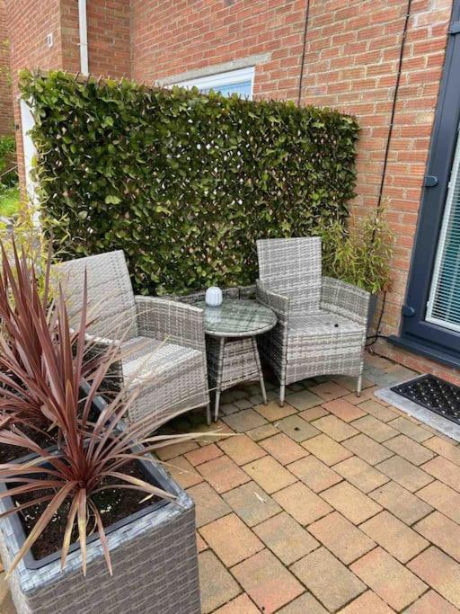 Luxury Mumbles View Studio Apartment Swansea Zewnętrze zdjęcie
